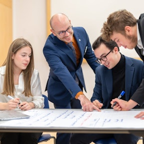 Theoretischer Unterricht am EHL Campus Passugg Theoretischer Unterricht am EHL Campus Passugg