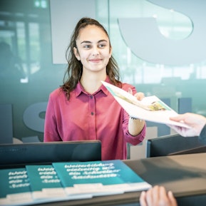 Kaufmann/-frau (KV) EFZ Profil E Kaufmann/-frau (KV) EFZ Profil E