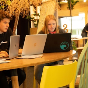 Begleiteter selbstorganisierter Unterricht_Gruppenarbeit Begleiteter selbstorganisierter Unterricht_Gruppenarbeit