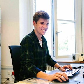 Kauffrau/Kaufmann Kauffrau/Kaufmann