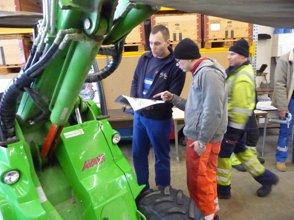 Recyclisten im ÜK-Kurs